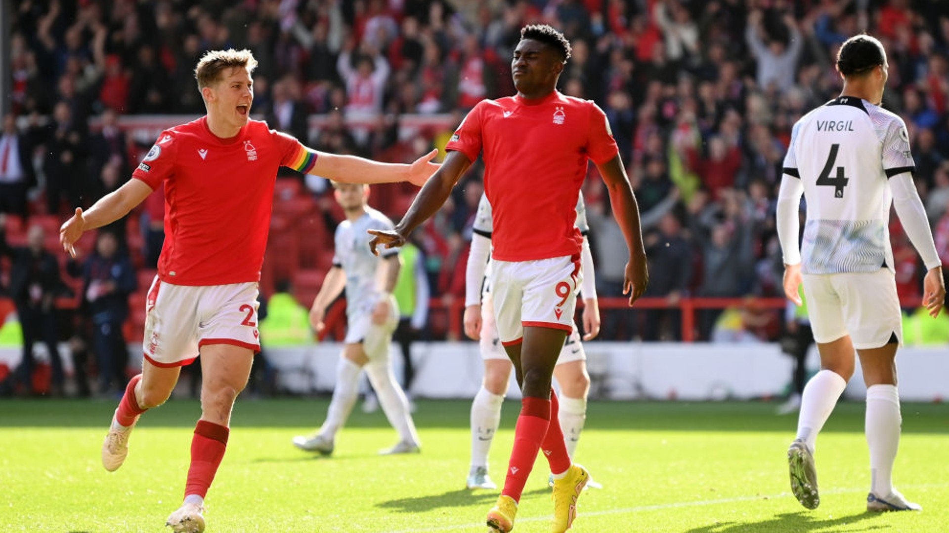 拥有年轻且 拥有年轻且